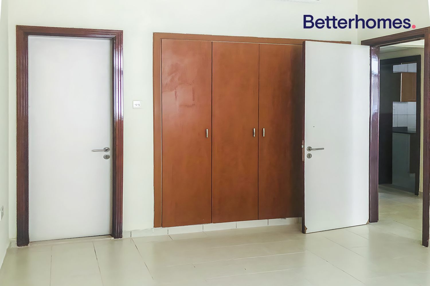 1 Bedroom Apartment in China Cluster
